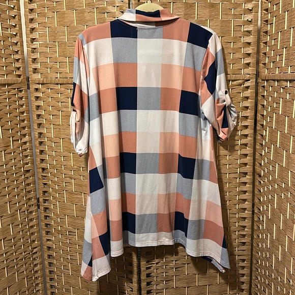 Above and Beyond Plaid Button Up Shirt XL EUC - Picture 4 of 7